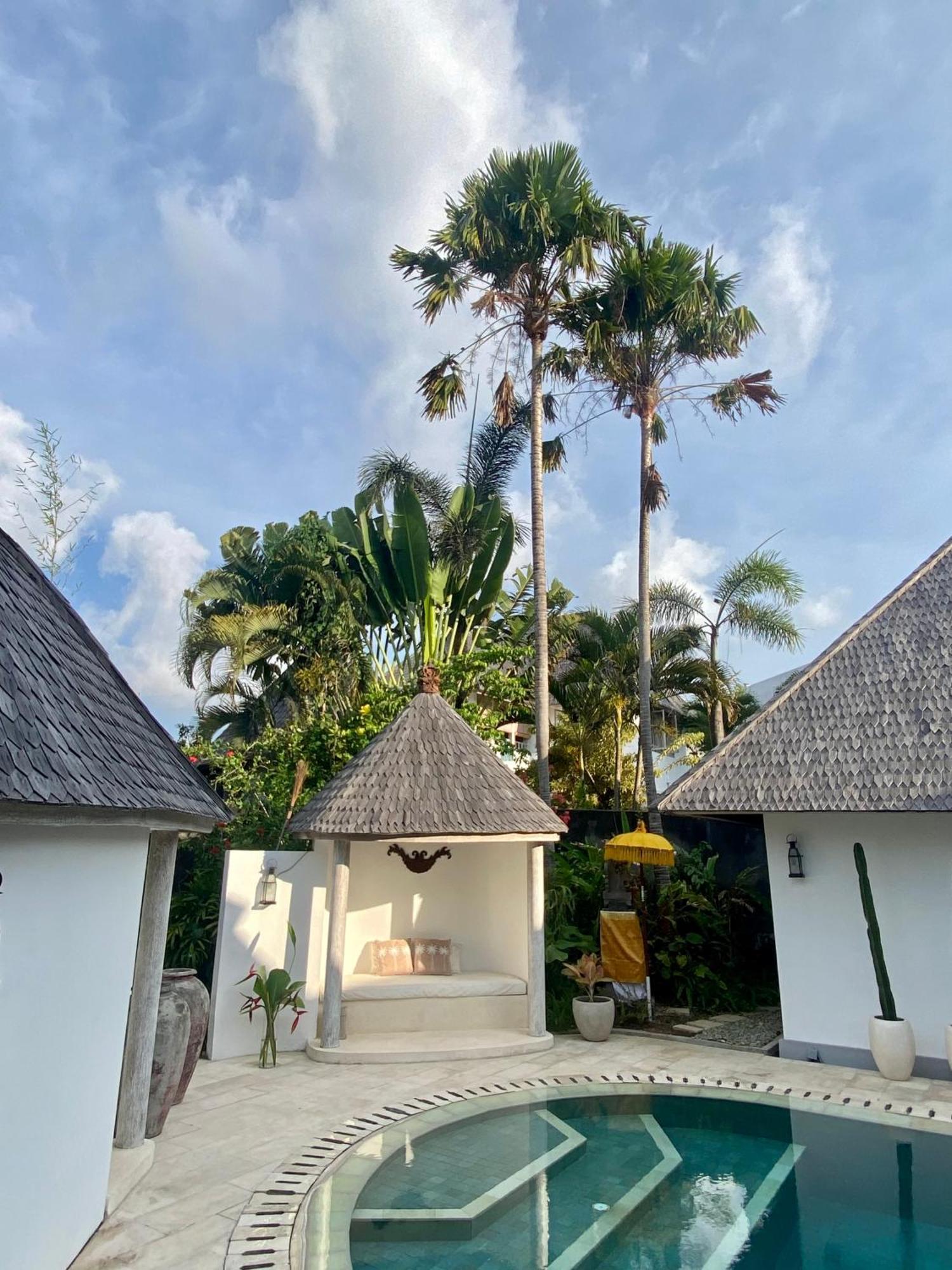 Unique 3Br Villa With Pool 5 Minute Walk To The Pererenan Beach Canggu  Exterior photo