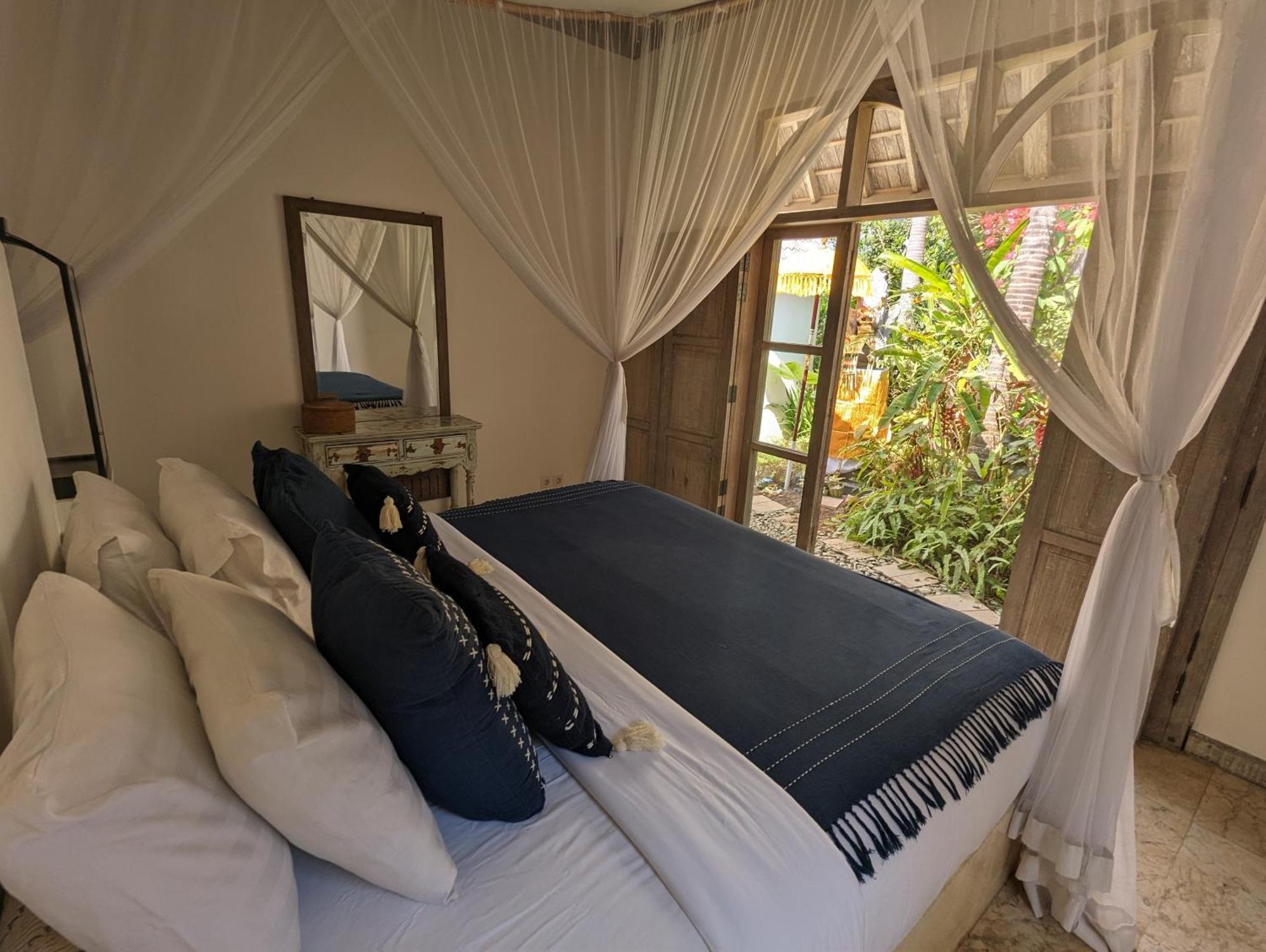 Unique 3Br Villa With Pool 5 Minute Walk To The Pererenan Beach Canggu  Exterior photo