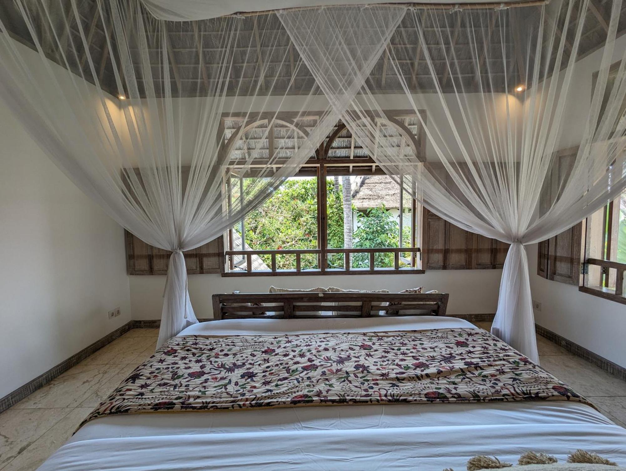 Unique 3Br Villa With Pool 5 Minute Walk To The Pererenan Beach Canggu  Exterior photo